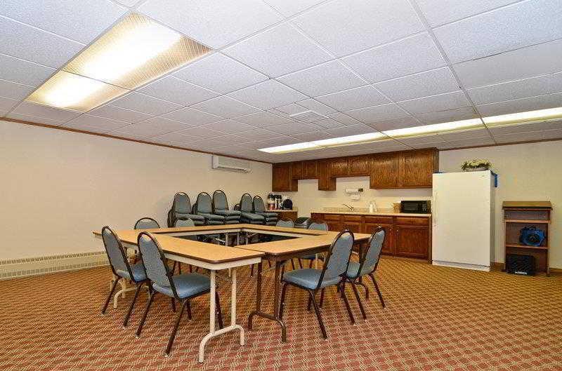 סנט צ'ארלס Best Western Inn Of St. Charles מראה חיצוני תמונה
